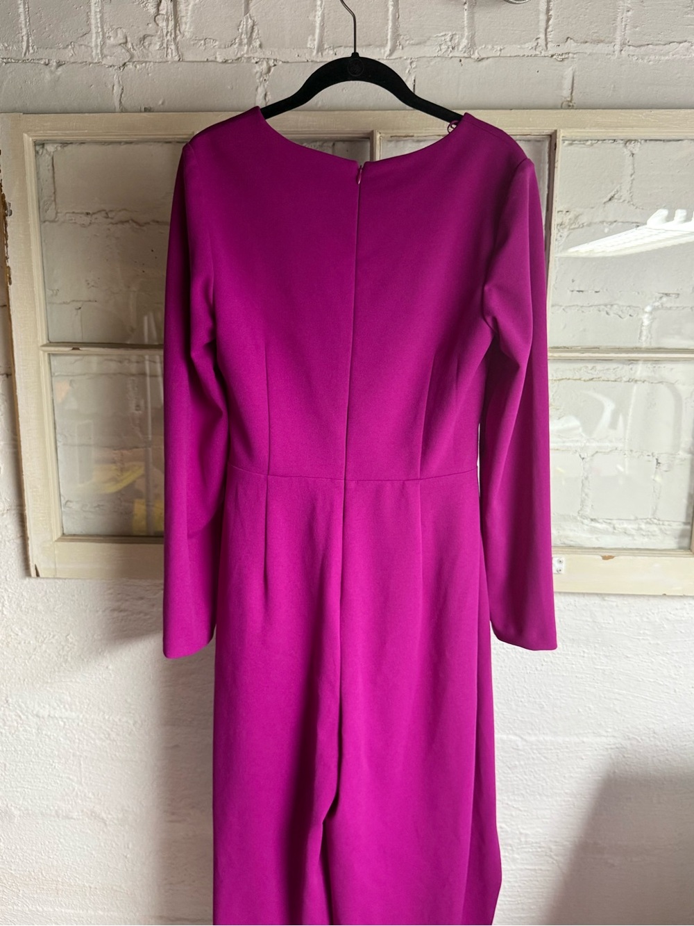 Adrianna Papell: Pink Long-Sleeve Jumpsuit with Front Bow - Picture 5 of 8